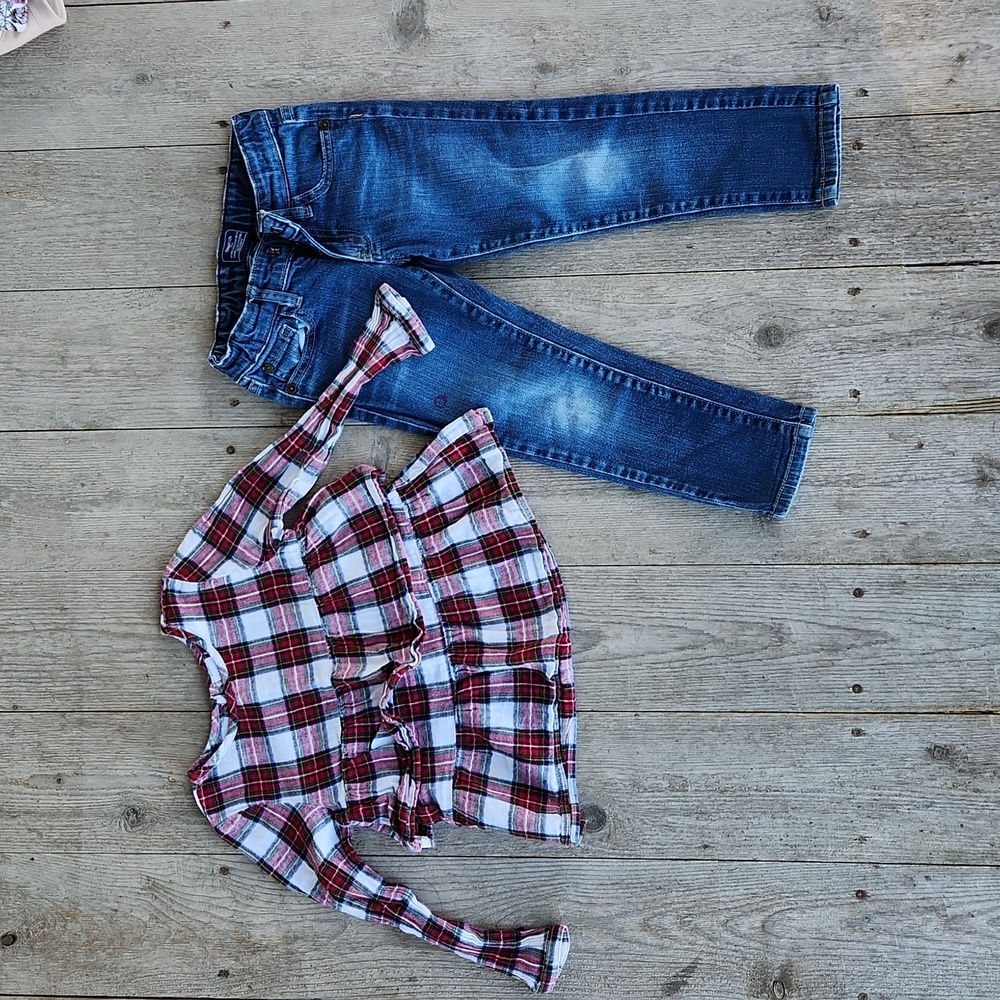 Girls Size 5 / 5T Plaid Ruffle Tiered Top and Boyfriend Gap Jeans Set Christmas